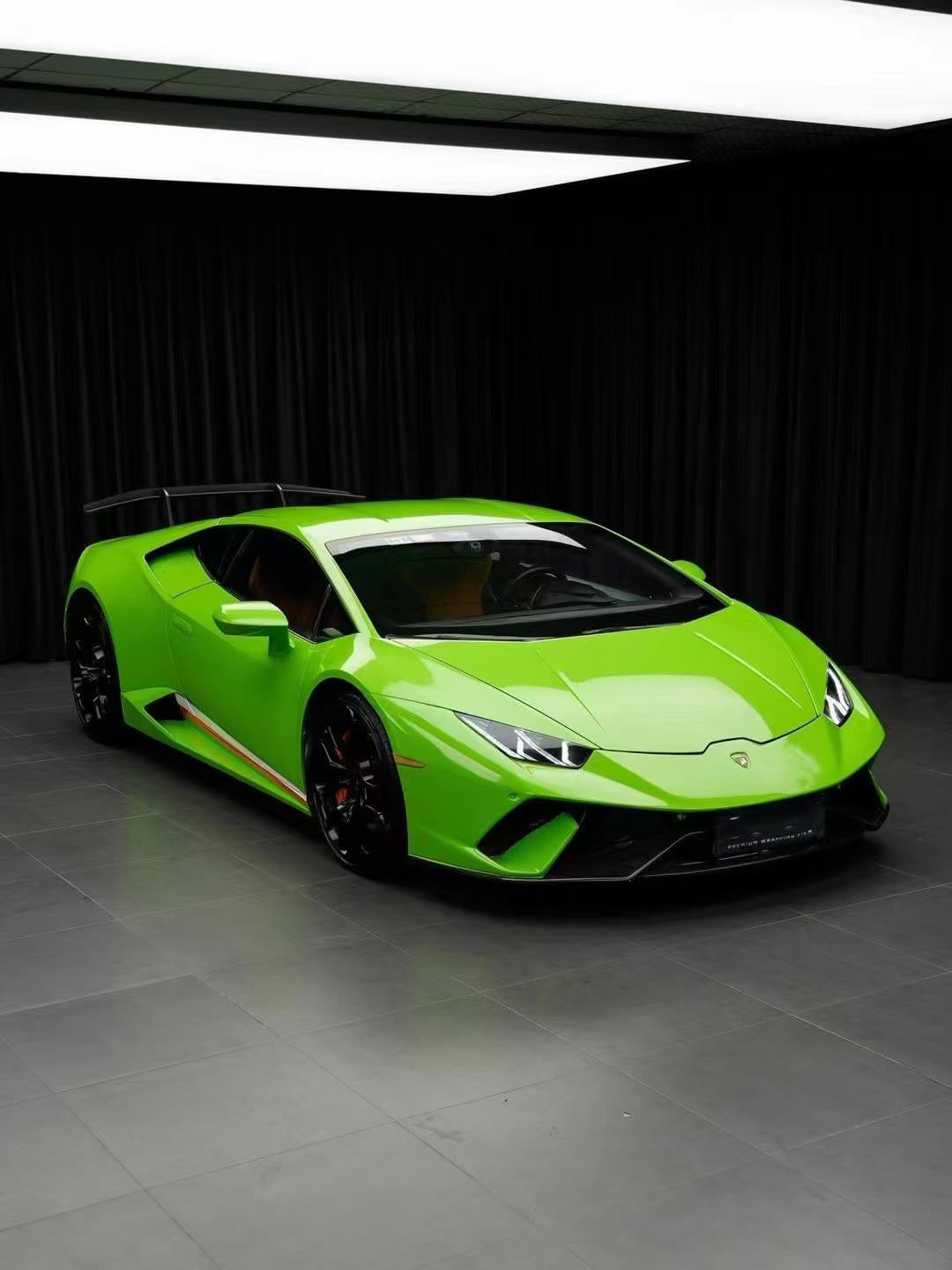 Gloss Crystalline Viper Green Vinyl Wrap
