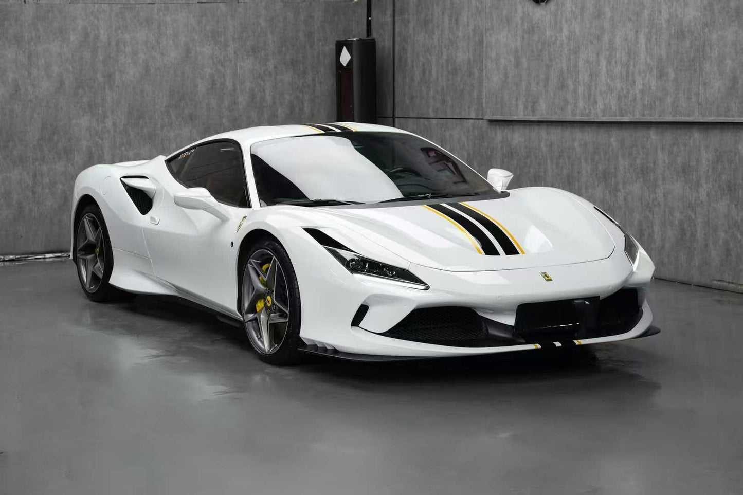 Gloss Crystal Piano White Vinyl Wrap