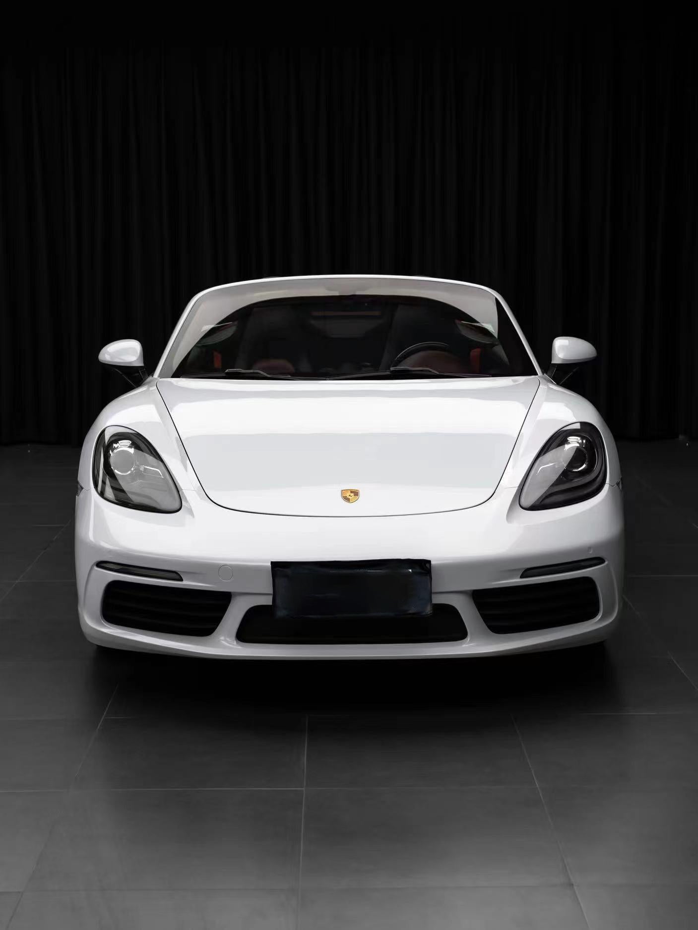 Gloss Liquid Metallic Crescent White Vinyl Wrap