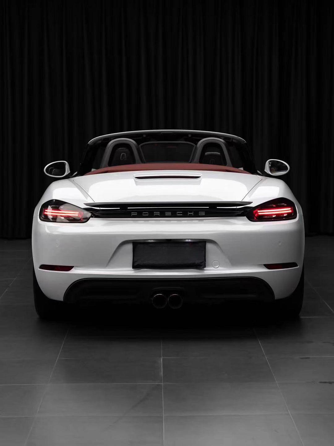 Gloss Liquid Metallic Crescent White Vinyl Wrap